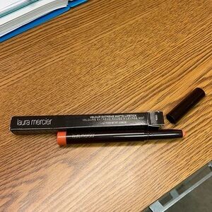 Laura Mercier Velour Extreme Matte Lipstick, Cool